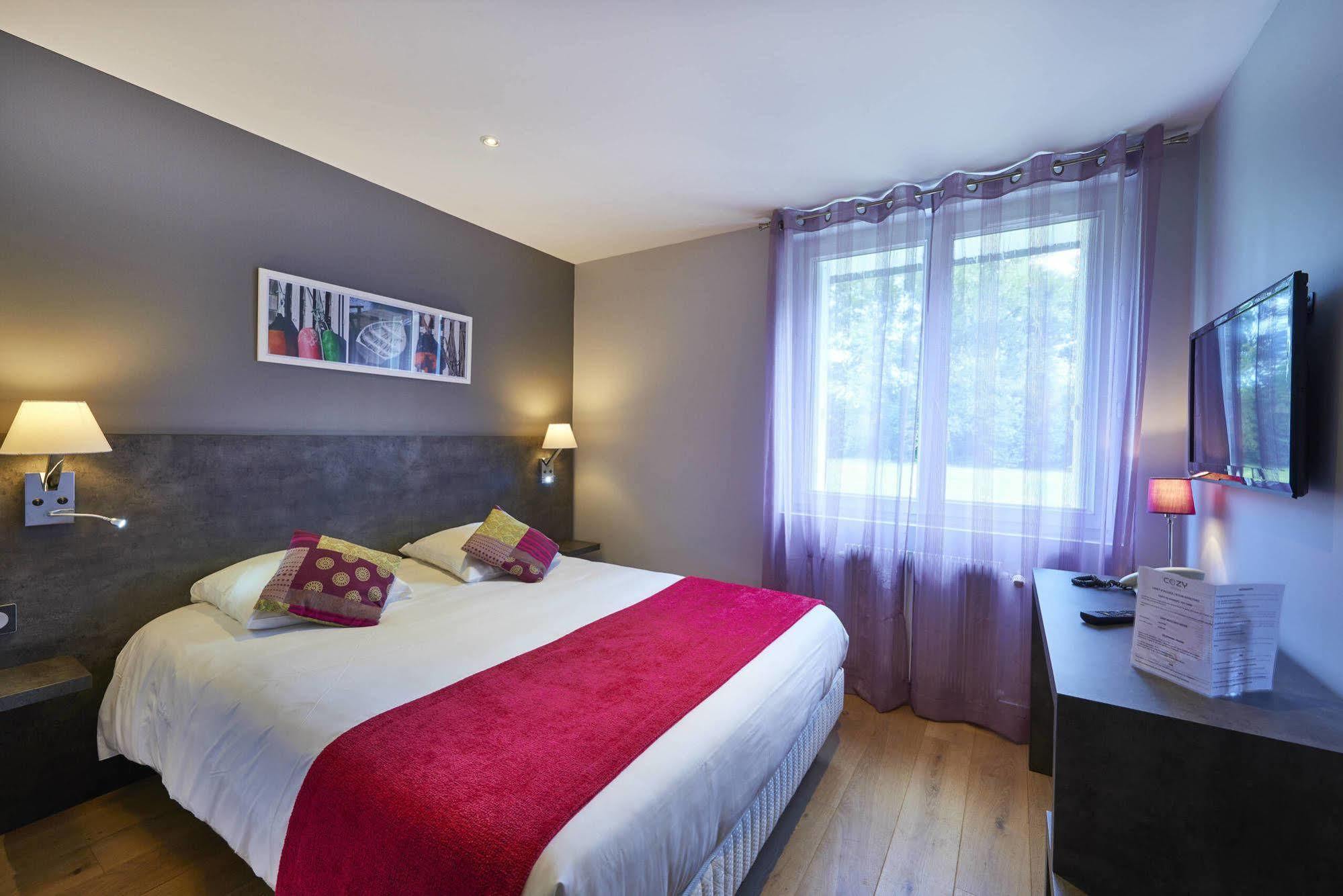 Cozy Hôtel Logis Morlaix Plouigneau Exterior foto
